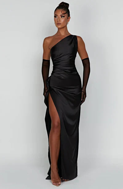 Dorothia - Elegant Maxi Dress