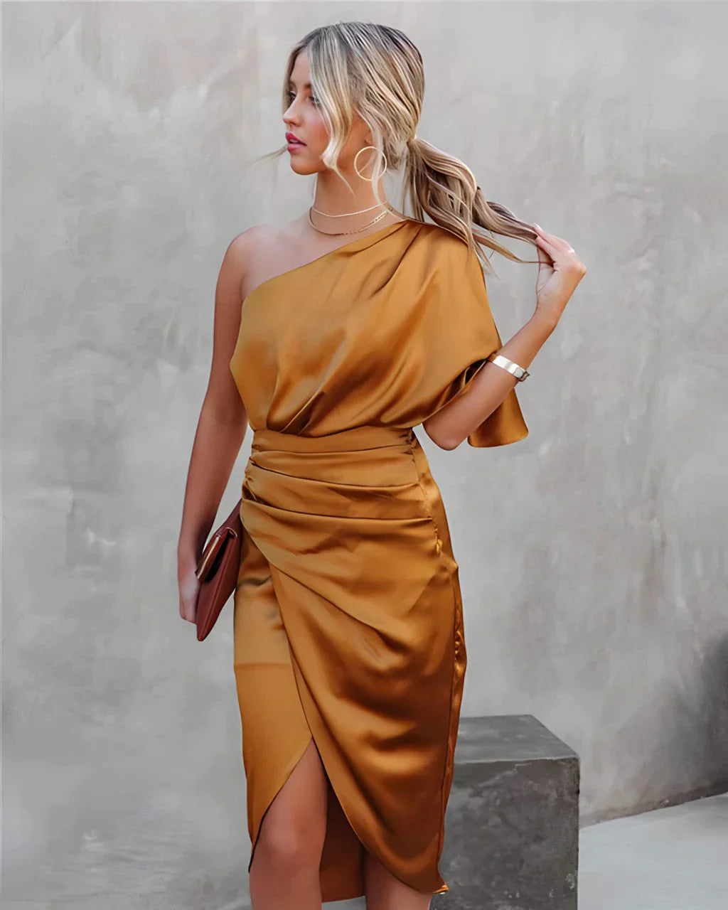 Dorothea - Elegant Silk Dress